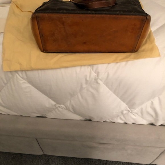 NOT FOR SALE:Louis Vuitton Authentic Vintage Cabas Bag. - Picture 2 of 7